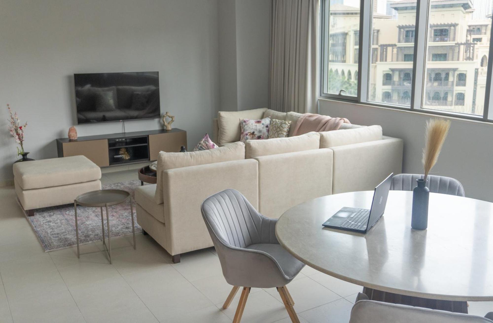 Downtown Oasis, Burj Khalifa Views, Luxury Amenities Leilighet Dubai Eksteriør bilde