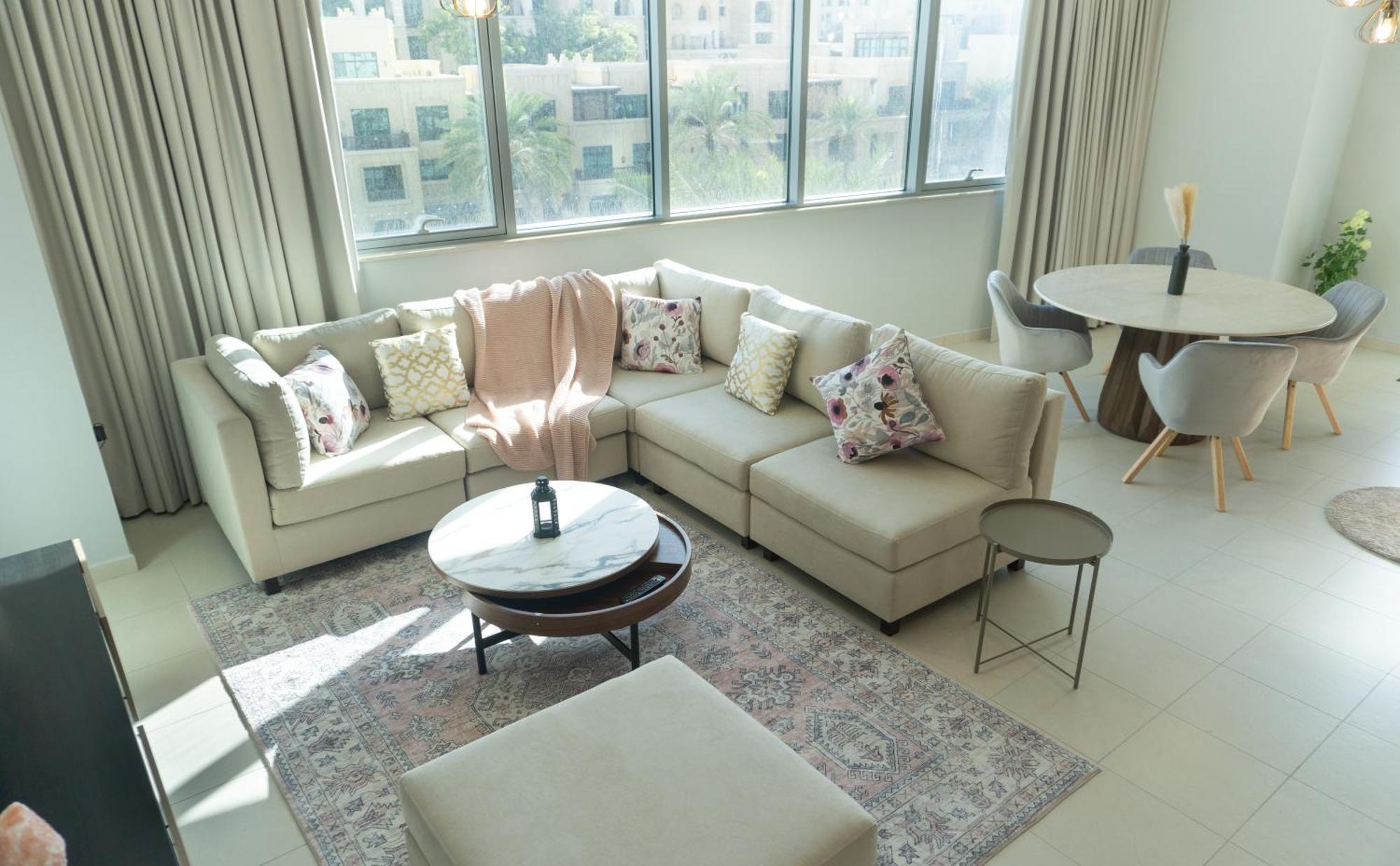 Downtown Oasis, Burj Khalifa Views, Luxury Amenities Leilighet Dubai Eksteriør bilde